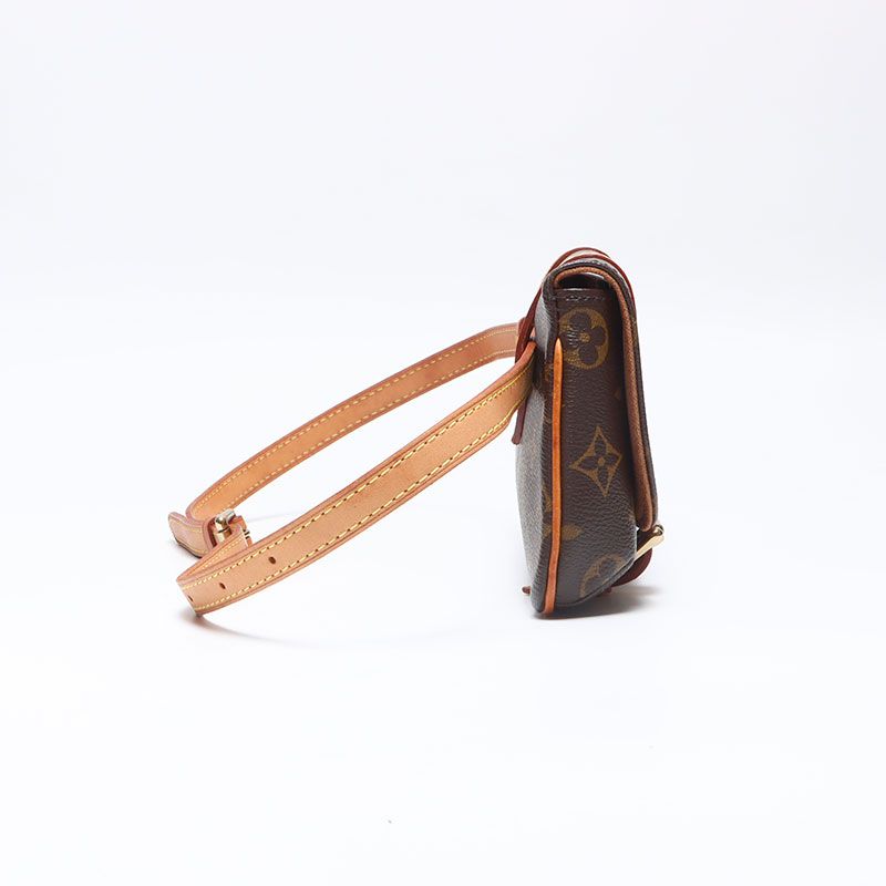 VUITTON ルイ
