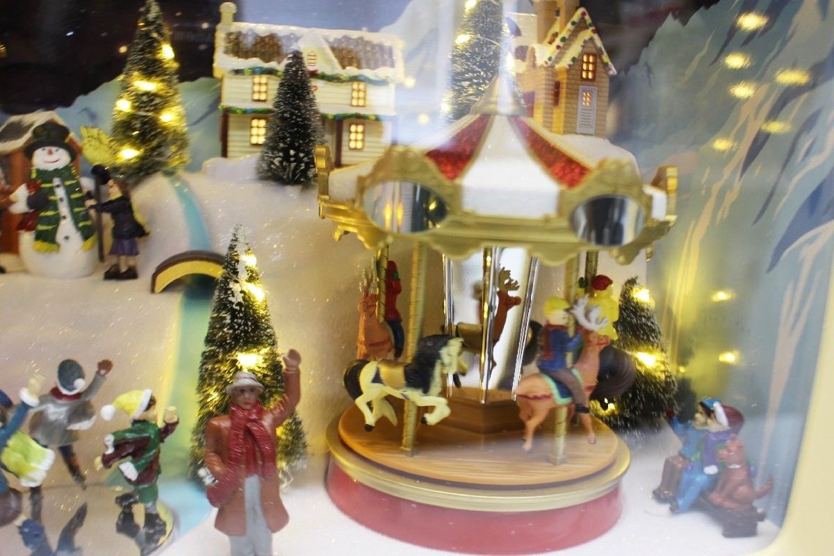 コストコ クリスマス レトロ TV ライト&ミュージック オルゴール