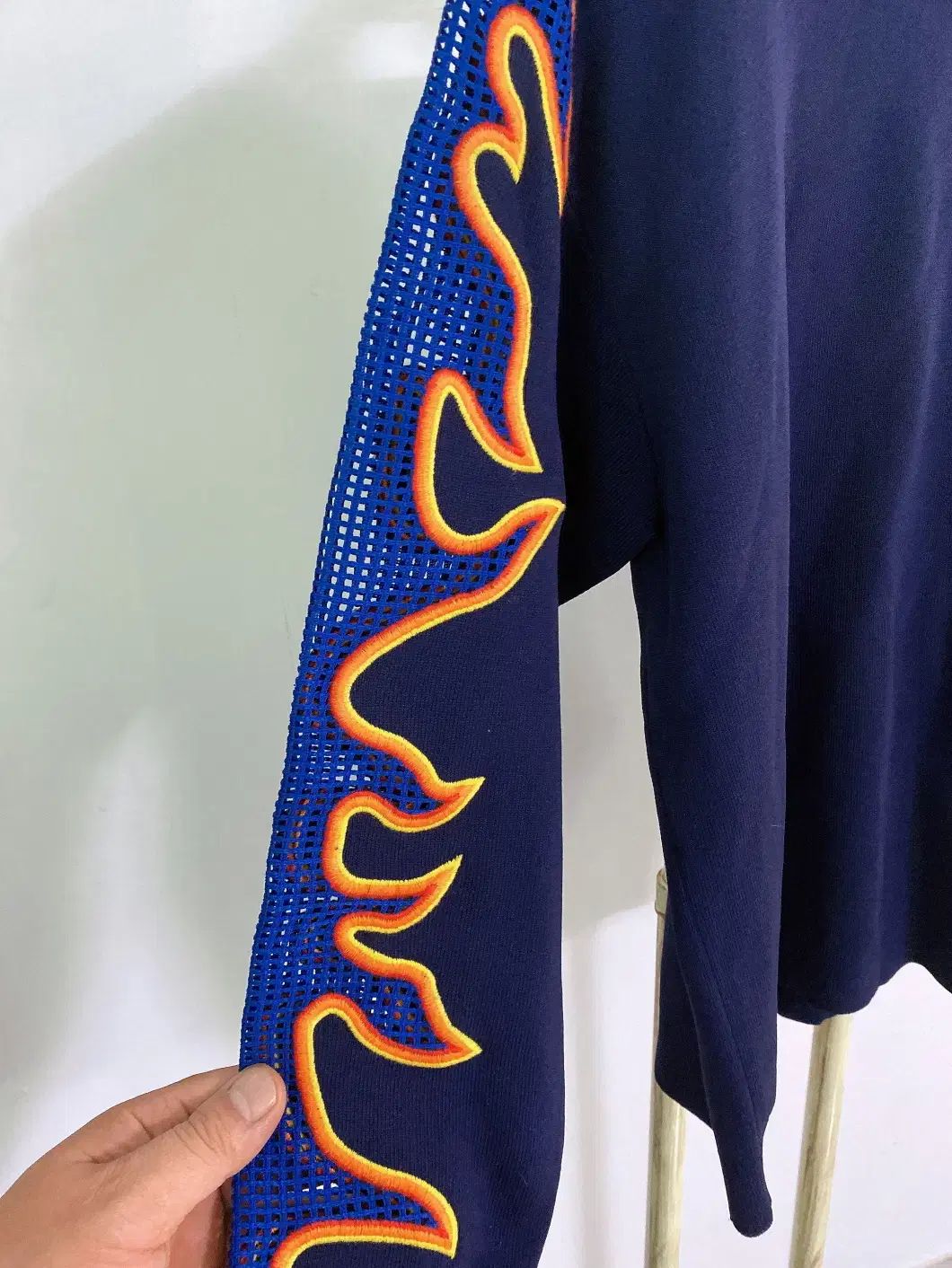 Sandro 女性用メッシュスウェットシャツ