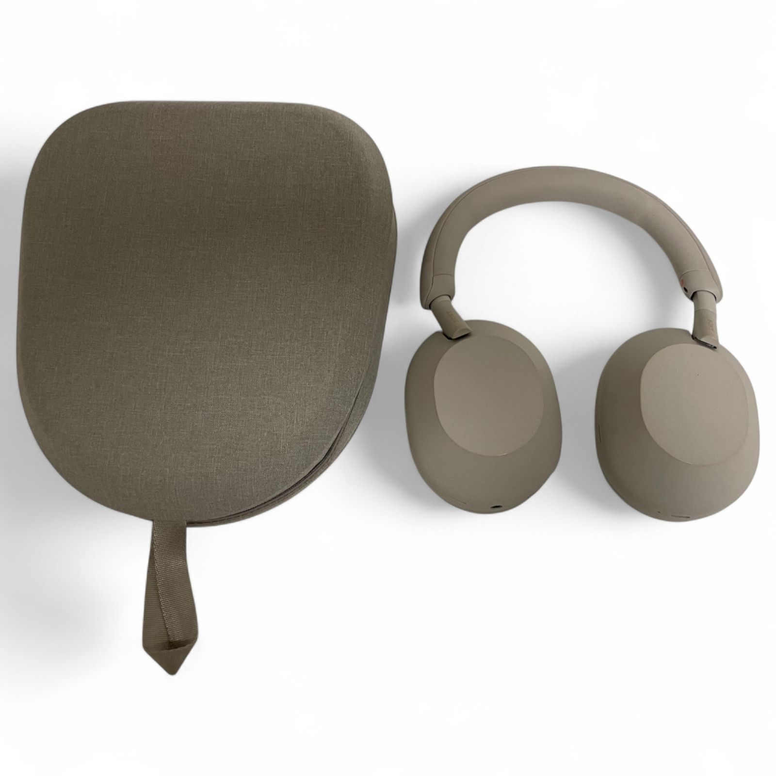 ○ ソニー SONY ワイヤレスヘッドホン WH-1000XM5 プラチナ