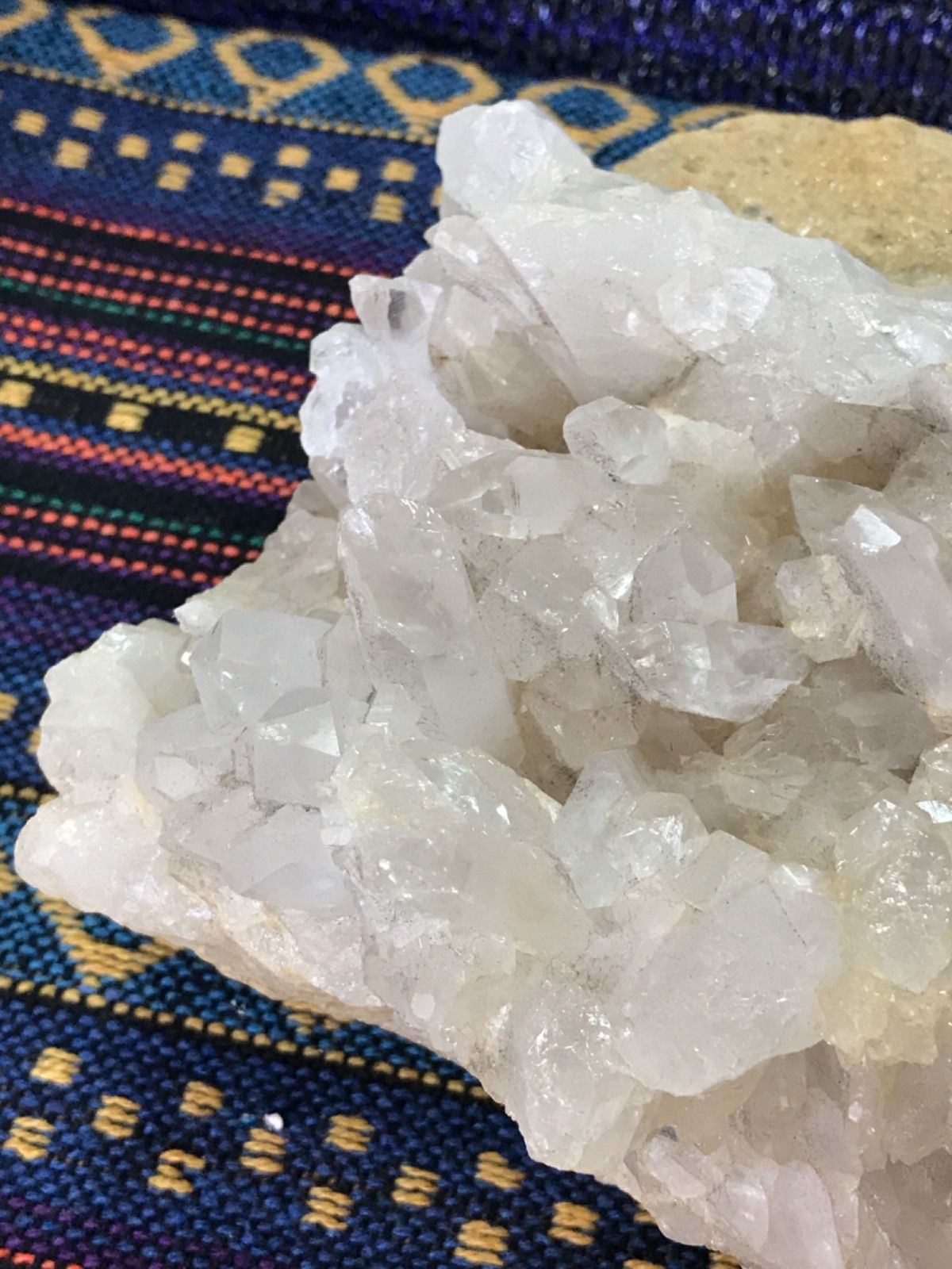 ◉マダガスカル産【母岩付き水晶/クリスタルクラスター】約2200g/2Z23pk ◉マダガスカル産【母岩付き水晶/クリスタルクラスター】原石/約
