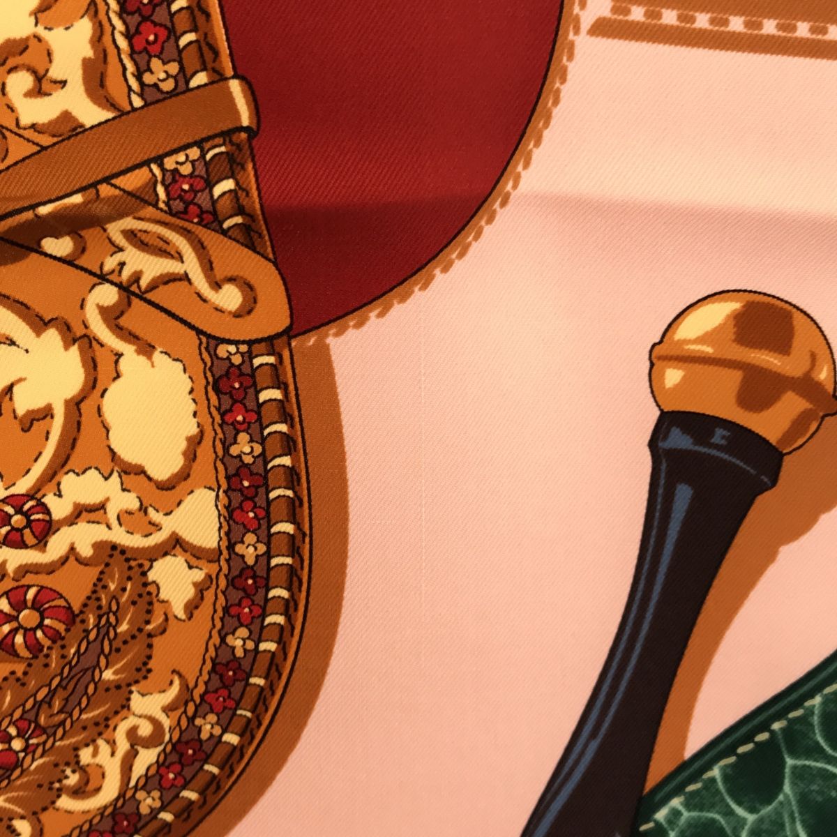 エルメス HERMES カレ90 スカーフ TOUT CUIR すべて皮 革 シルク 赤