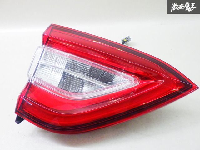 マセラティレヴァンテ純正、テールランプ 左右 マセラティレヴァンテ純正、テールランプ 左右 マセラティレヴァンテ