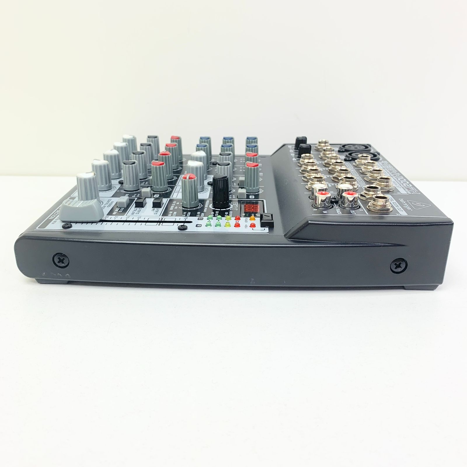 Behringer XENYX 1002 アナログミキサー Behringer | Product | 1002