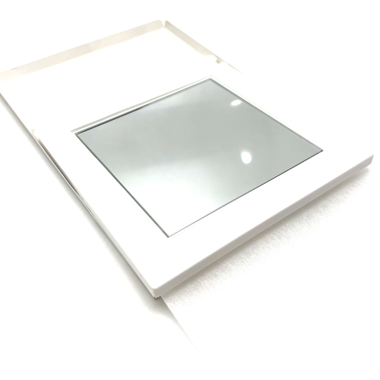 未使用 CHANEL シャネル スタンドミラー ノベルティ CHANEL シャネル ノベルティ 回転式 卓上スタンドミラー 鏡