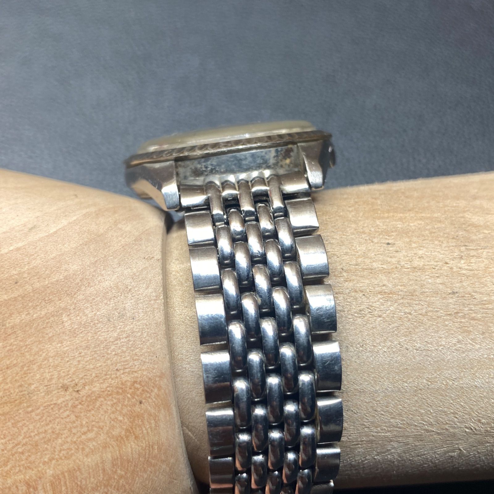 セイコー 5 デイデイト ブラック 自動巻き 80's 80年代 ビンテージ セイコー 5 デイデイト ブラック 自動巻き 80's 80年代 ビンテージ