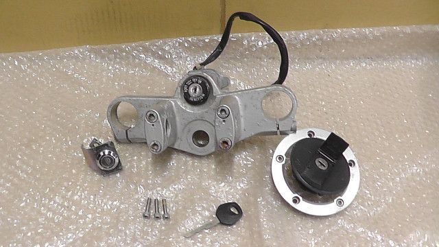 GSR250 LC6GJ55D001108xxx の キーセット 1758264419