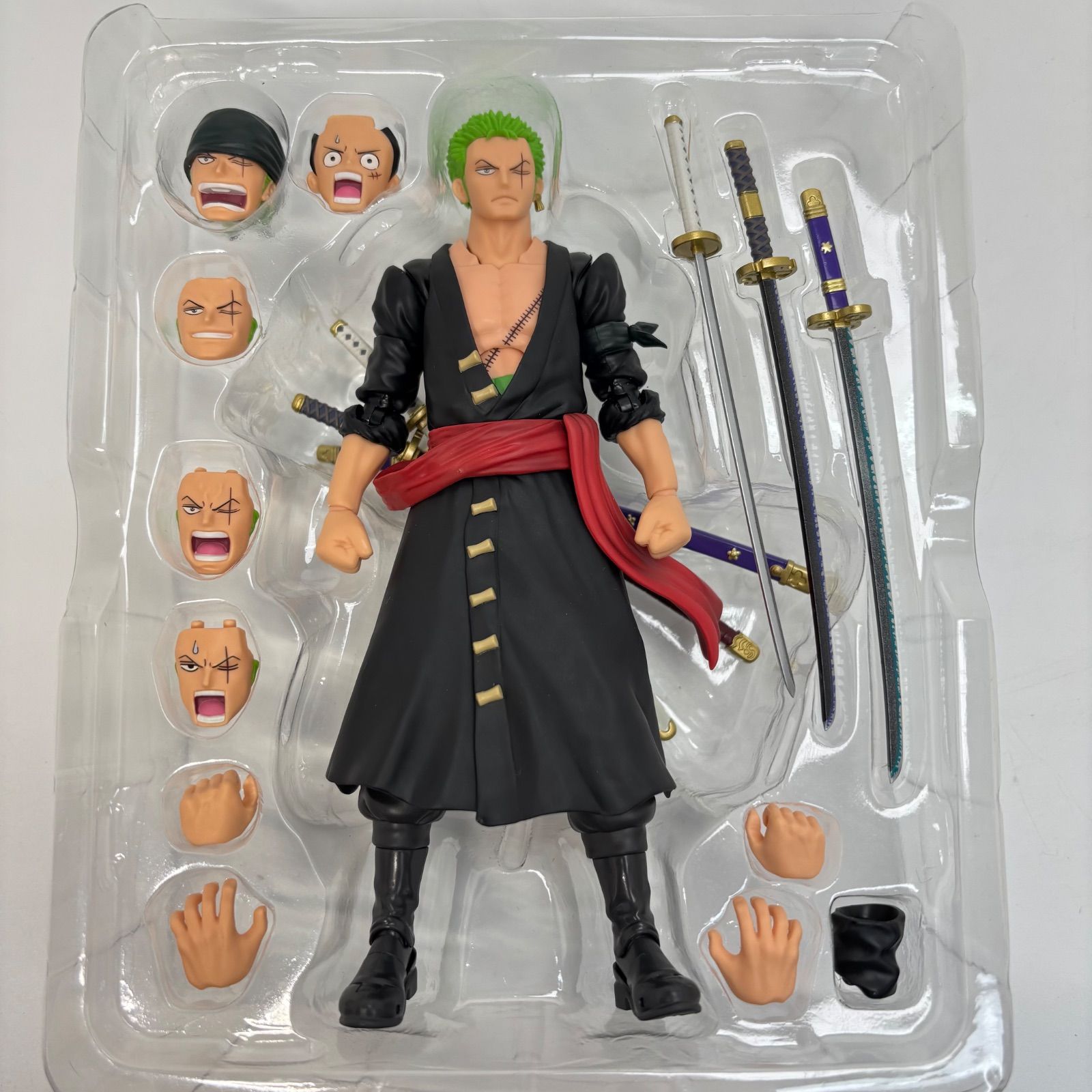 ロロノア・ゾロ フィギュアーツ S.H.フィギュアーツ ワンピース