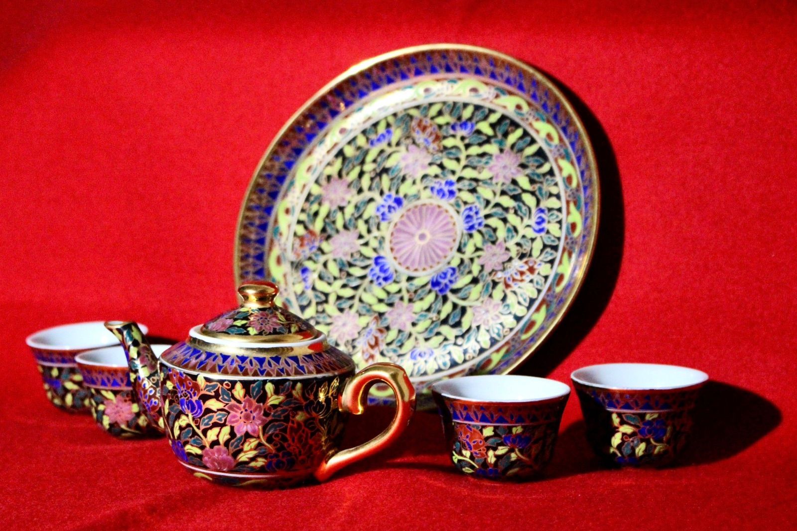 新品未使用〔ベンジャロン焼き〕ティーセット （ゾウ：箱付き） ベンジャロン焼き ティーセット 象ポット 小カップ5個 箱付き