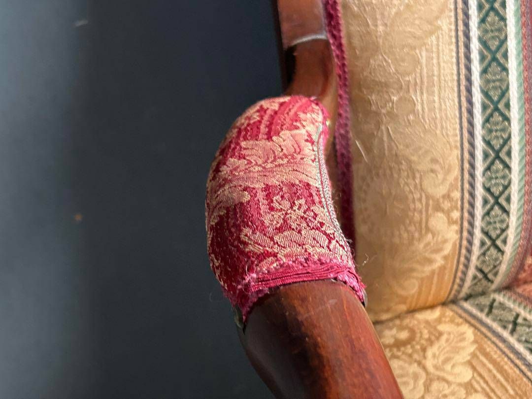 希少　クラシック　ストライプ　ヨーロピアン　鋲打ち　アームチェア　リベット　SZ 希少 クラシック ストライプ ヨーロピアン 鋲打ち アームチェア