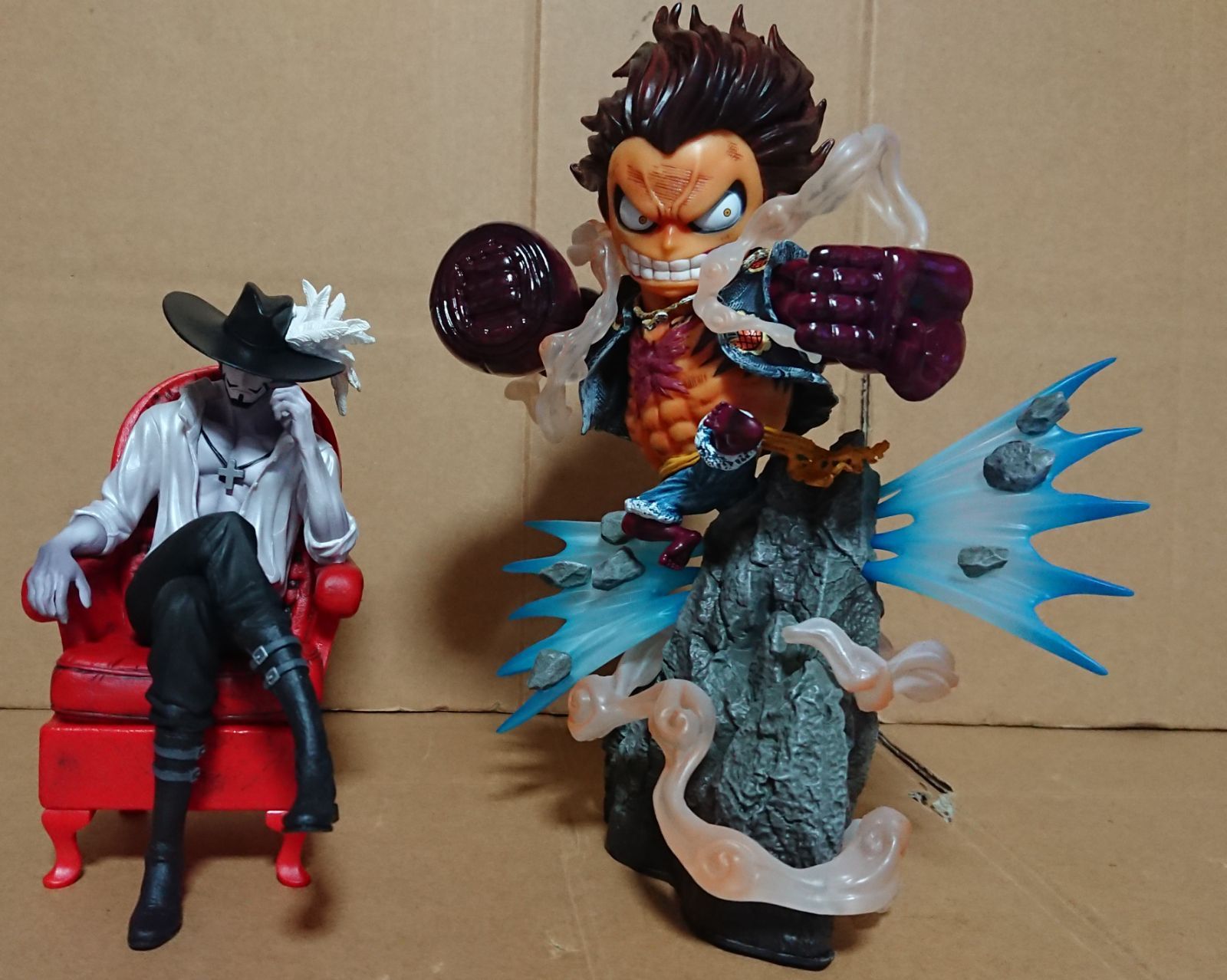 メルカリshops One Piece ワンピース ルフィ 造形師 写真家 ミホーク