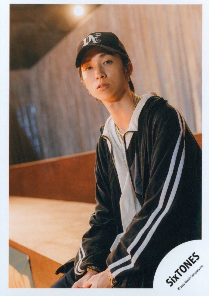 SixTONES 田中樹 公式写真 オフショット SixTONES 田中樹 公式写真 オフショット オフショ - メルカリ