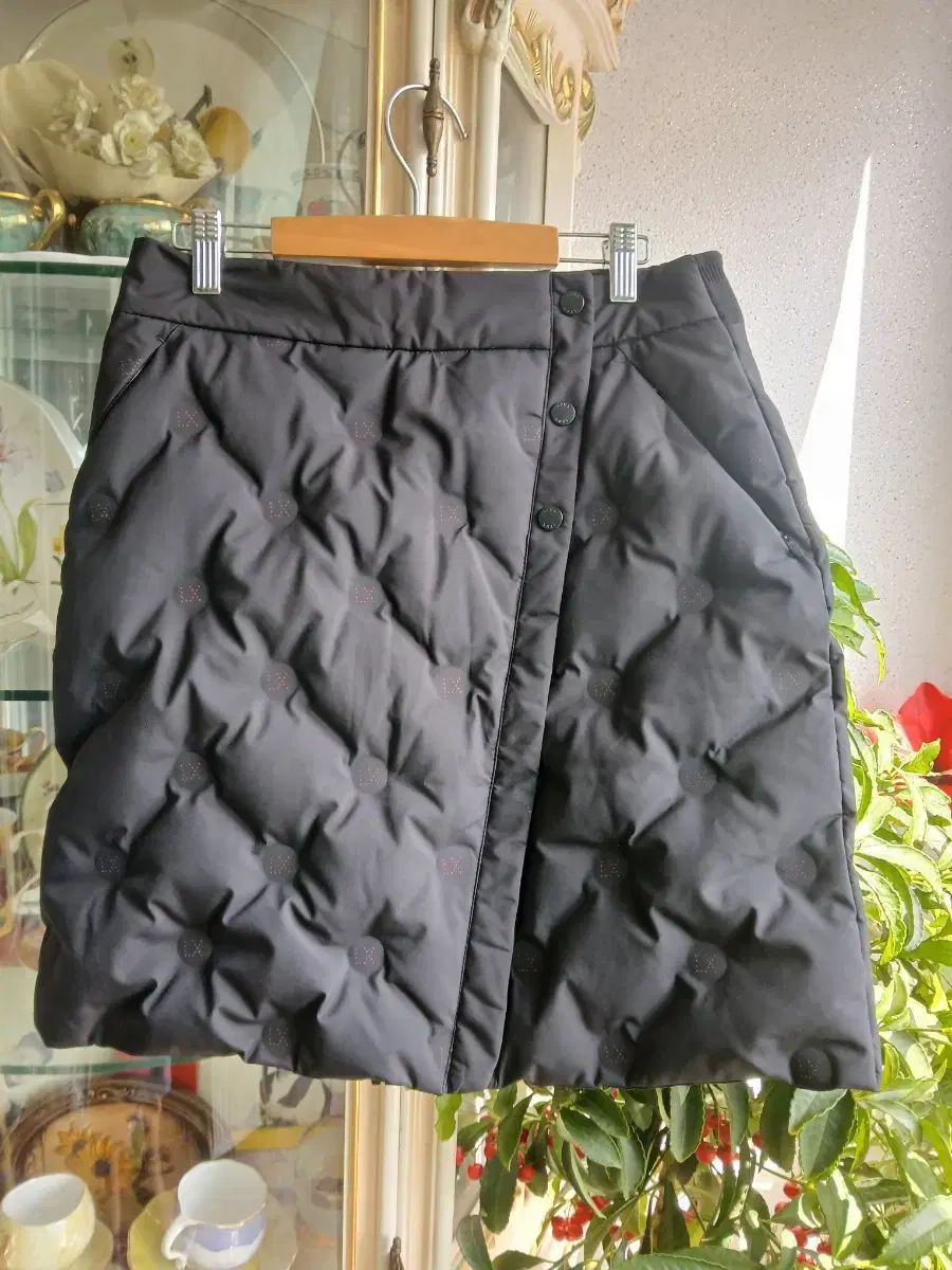 Lynx アヒル ダウン ゴルフ キルティングスカート 70