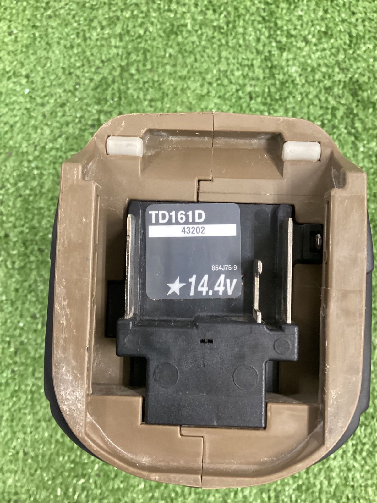 B】makita(マキタ) 14.4v充電式インパクトドライバ オーセンティック 