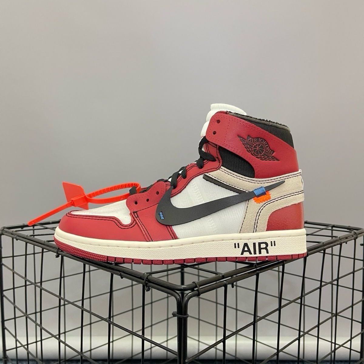 限定値下げ Nike OFF-WHITE x Jordan Air Jordan 1 Retro High The Ten ...