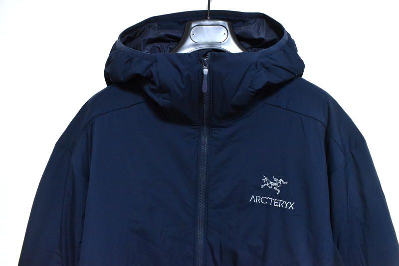 新品 ARC'TERYX Atom LT Hoody L【Kingfisher】X000005160 新品 ARC'TERYX Atom LT Hoody L【Kingfisher】X000005160