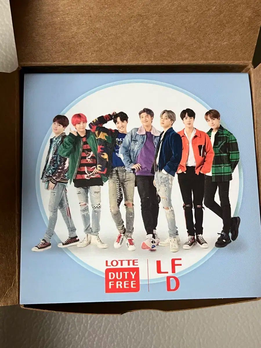 防弾少年団(BTS) - ロッテBTSメモ帳(非売品) Amazon.co.jp: 防弾少年団 BTS グッズ 【メモ帳 80枚セット