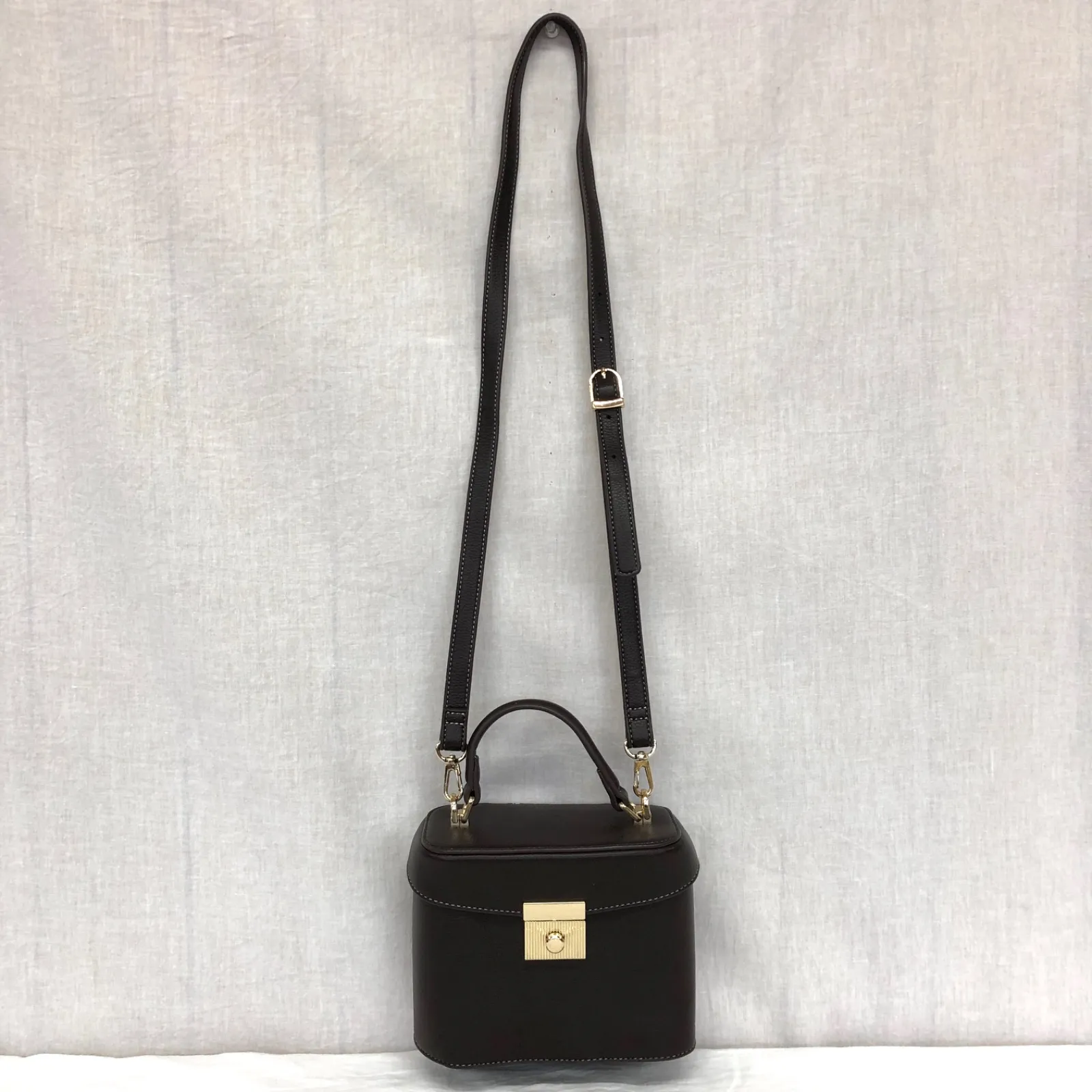 2026年最新】EVOL ショルダーバッグの人気アイテム - メルカリ