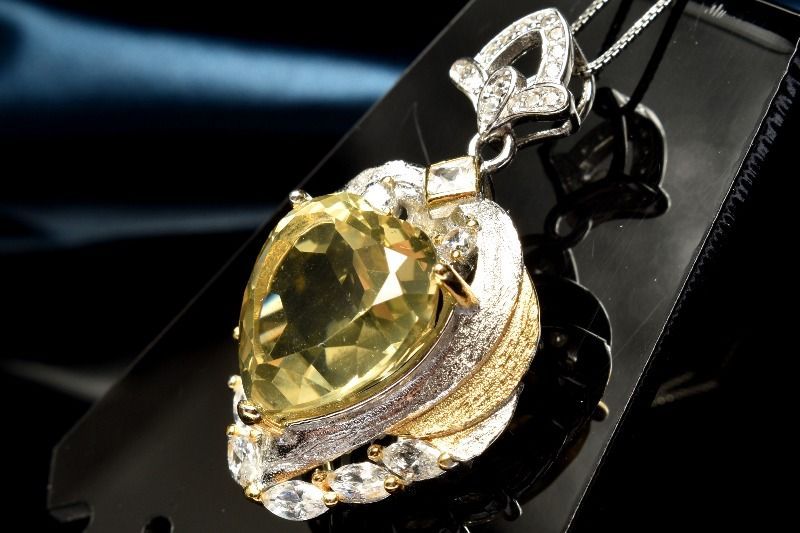 １点物 シルバー925 カットの輝き シトリン 16x15mm ハート ペンダントトップ パワーストーン 天然石 _PC6284