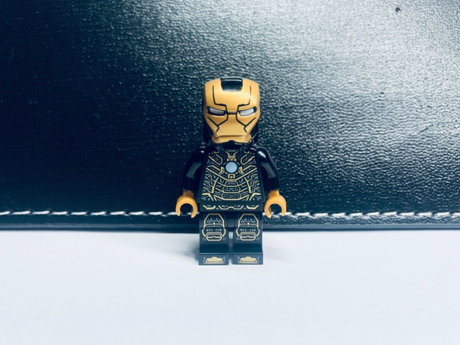 人気の福袋 上等な 新品、未使用 【正規品】LEGO ミニフィグ アイアン