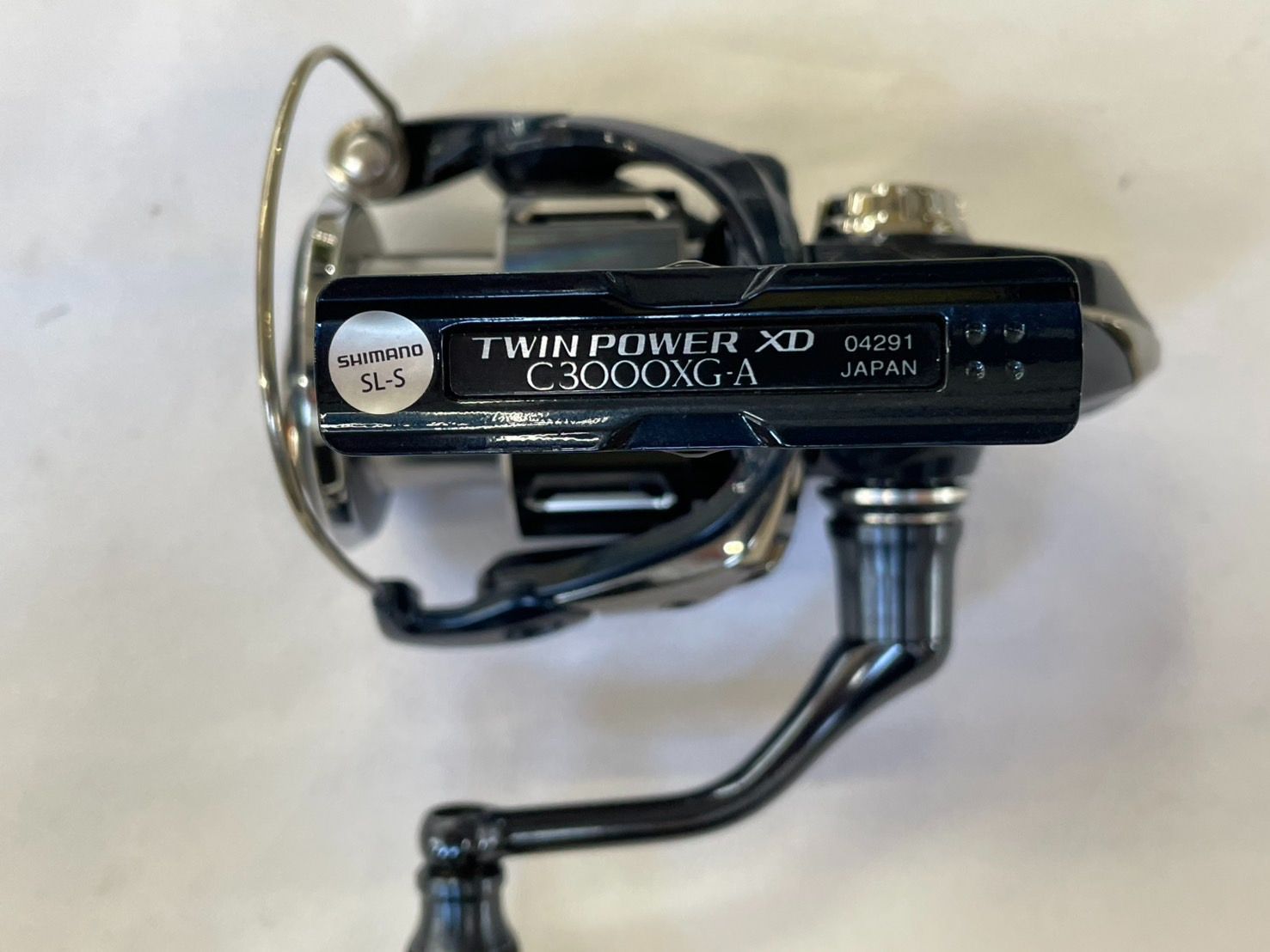 SHIMANO 11ツインパワー C3000TWIN POWER 11ツインパワー C3000 ☆セール特別割引品 ツインパワー ☆NEW