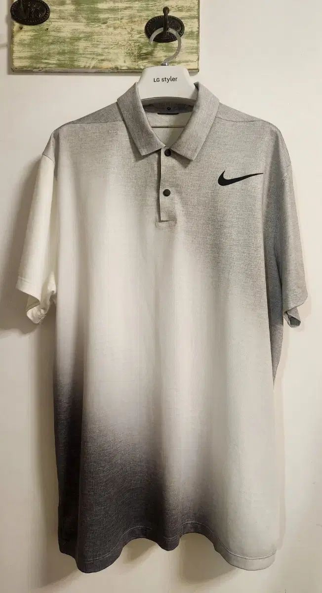 ナイキ メンズ ゴルフ タイガー ウッズ コレクション Tシャツ