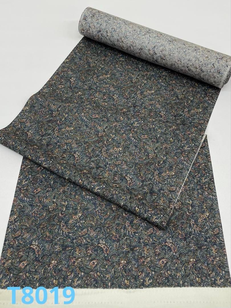 小紋 更紗 全体柄 正絹 反物 小紋 更紗 全体柄 正絹 反物 - メルカリ