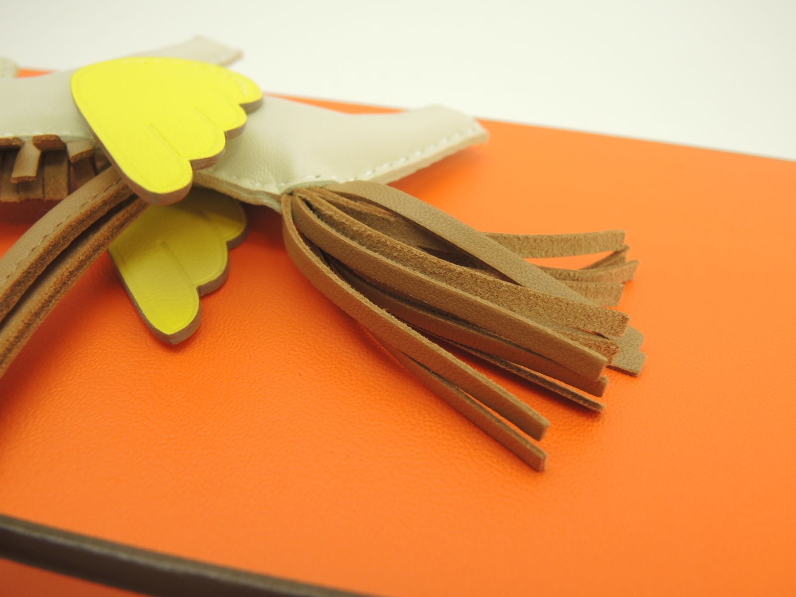 アニューミロ クレ黄茶