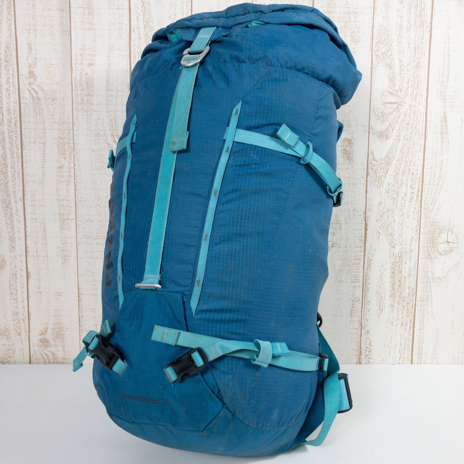 S/M ブルー系 Patagonia ( パタゴニア ) アセンジョニスト パック 35 