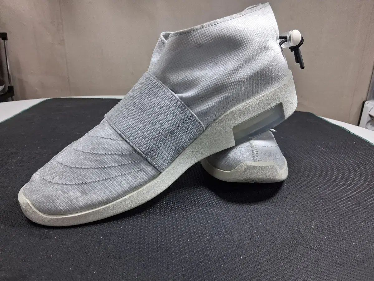 版 フィアオブゴッド X NIKE ナイキ エア 首 モカ ストラップ フィオガット 軽量メッシュ 2