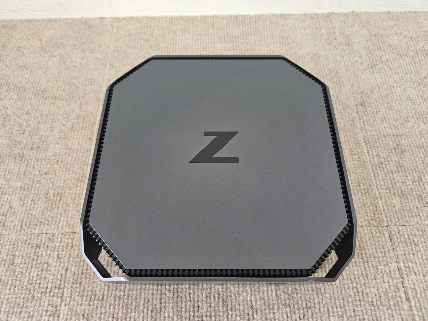 HP Z2