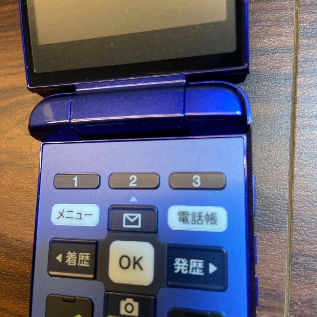 au KYOCERA KYF41SLA かんたんケータイ ガラケー 4652 au KYOCERA KYF41SLA かんたんケータイ ガラケー 4652 - メルカリ