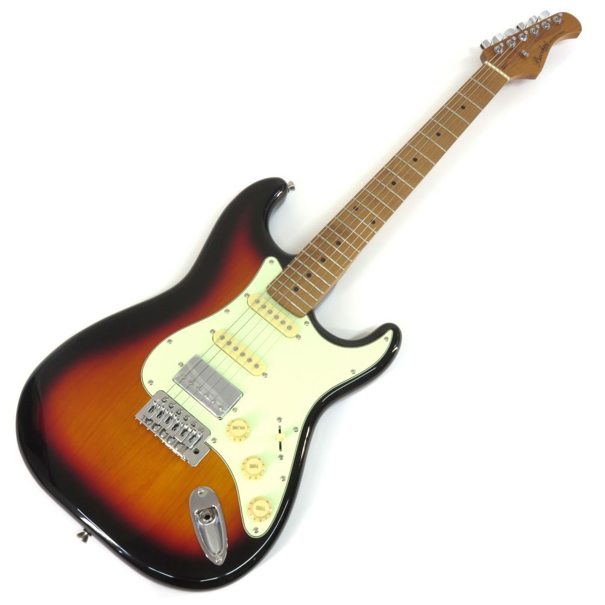 バッカス　ストラトキャスター　エレキギター　サンバースト　美品 Bacchus SGS-ASH RSM エレキギター ストラトキャスタータイプ