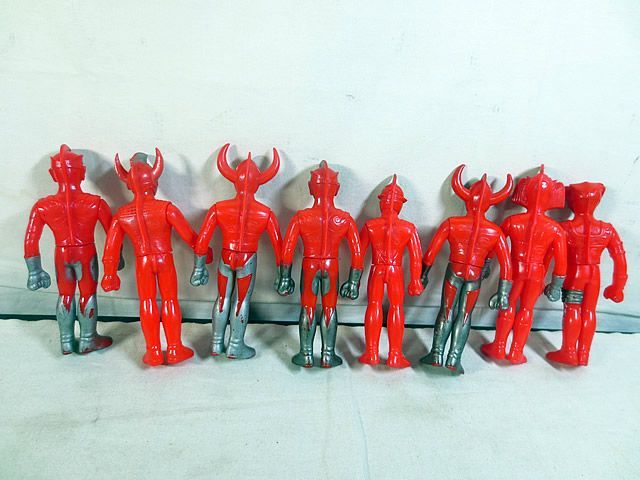 ポピー ウルトラマン キングシリーズ 足形 ソフビ エース タロウ セブン 父 母 アストラ セット