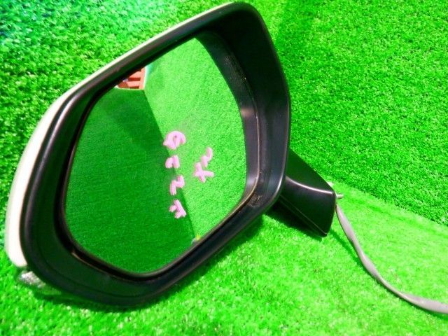 左ドアミラー