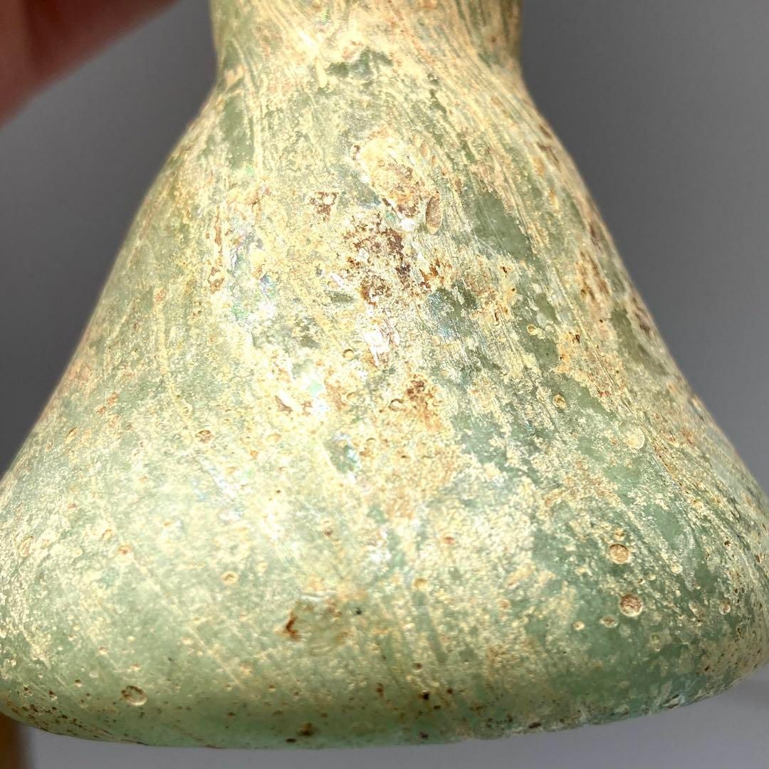 古代　ローマンガラス　銀化ガラス小壺　木箱付高12㎝　東Y6-0315①トヒルト 古代 ローマンガラス 銀化ガラス小壺 木箱付高12㎝ 東Y6-0315①