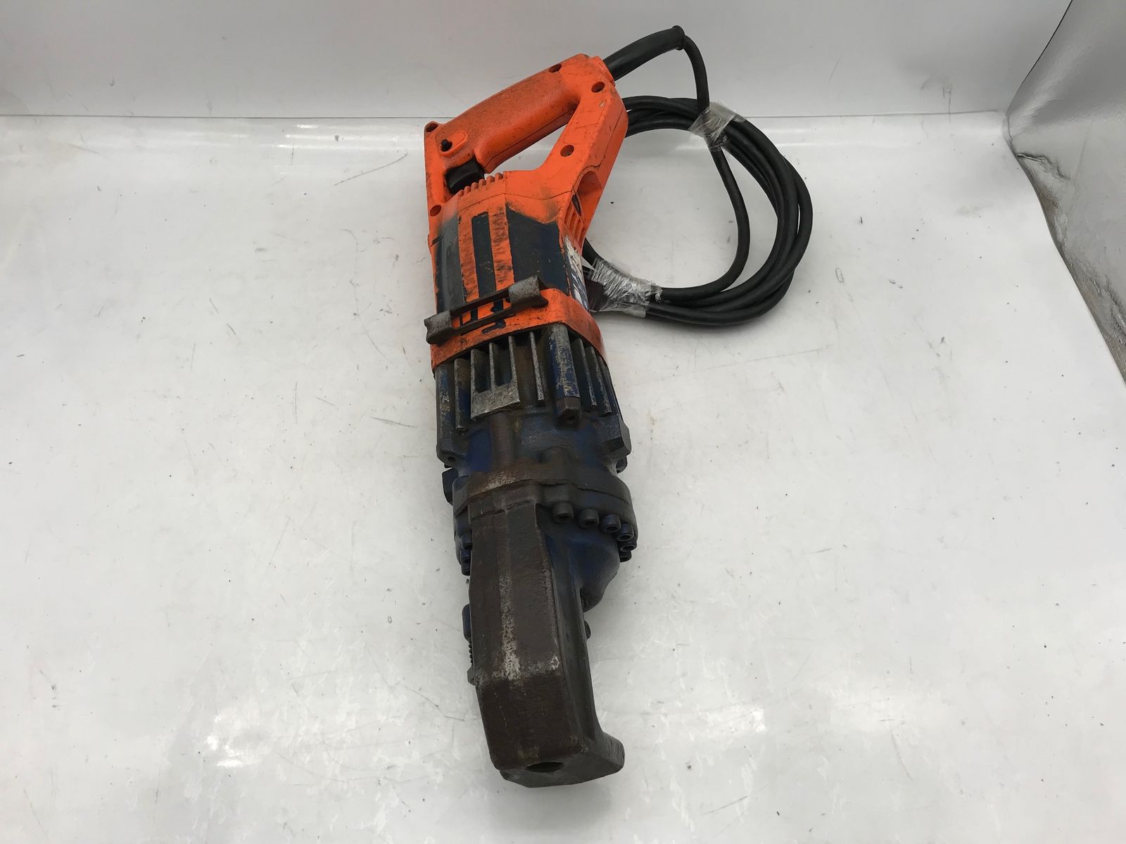 鉄筋カッター DC-16W