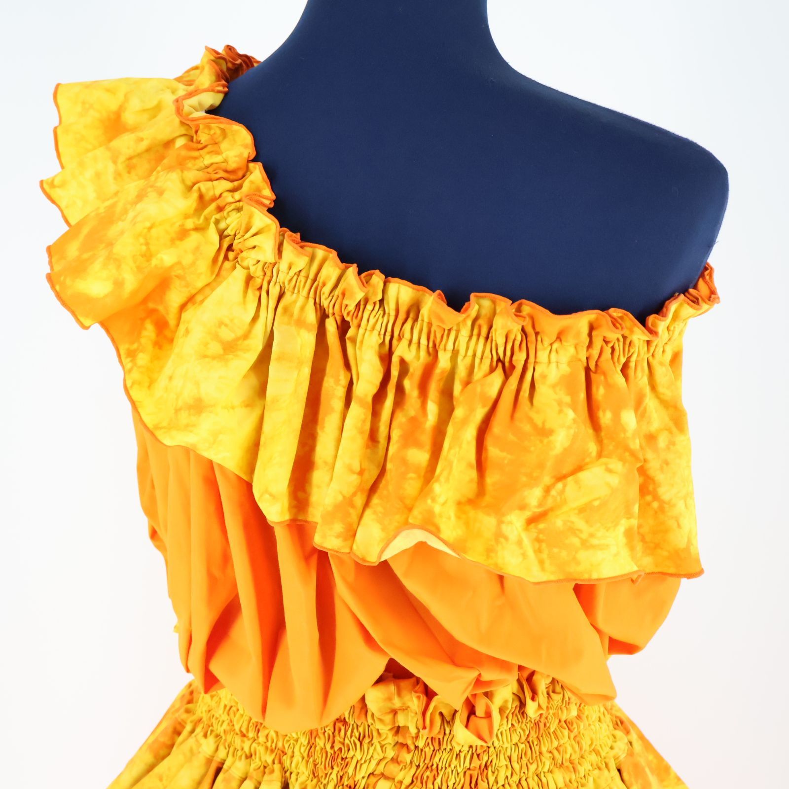 Paondor パオンドール　日本製　オレンジ色 フラダンス用ドレス マキシ丈 Paondor パオンドール 日本製 オレンジ色 フラダンス用ドレス