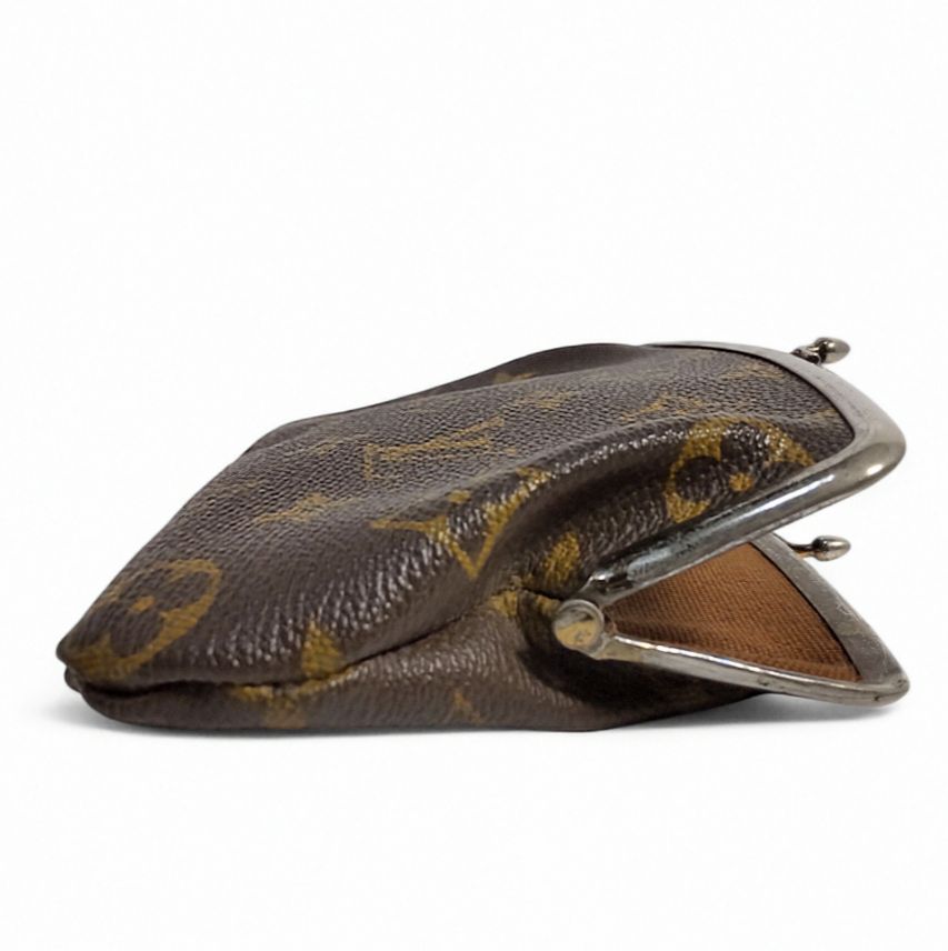 LOUISVUITTON