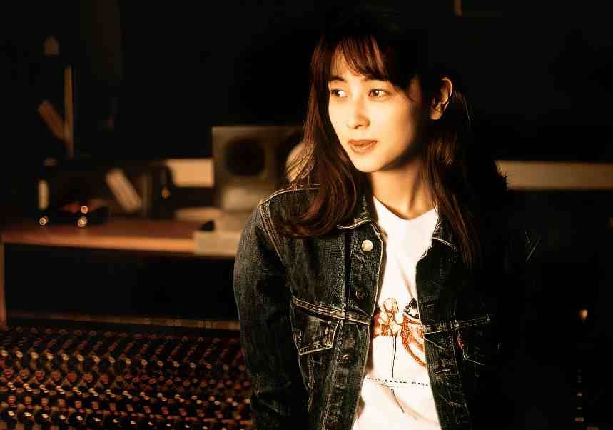 ZARD 坂井泉水 ベストアルバム 新品 店頭ポスター 送料込み 告知 ZARD 坂井泉水 ベストアルバム 新品 店頭ポスター 送料込み 告知