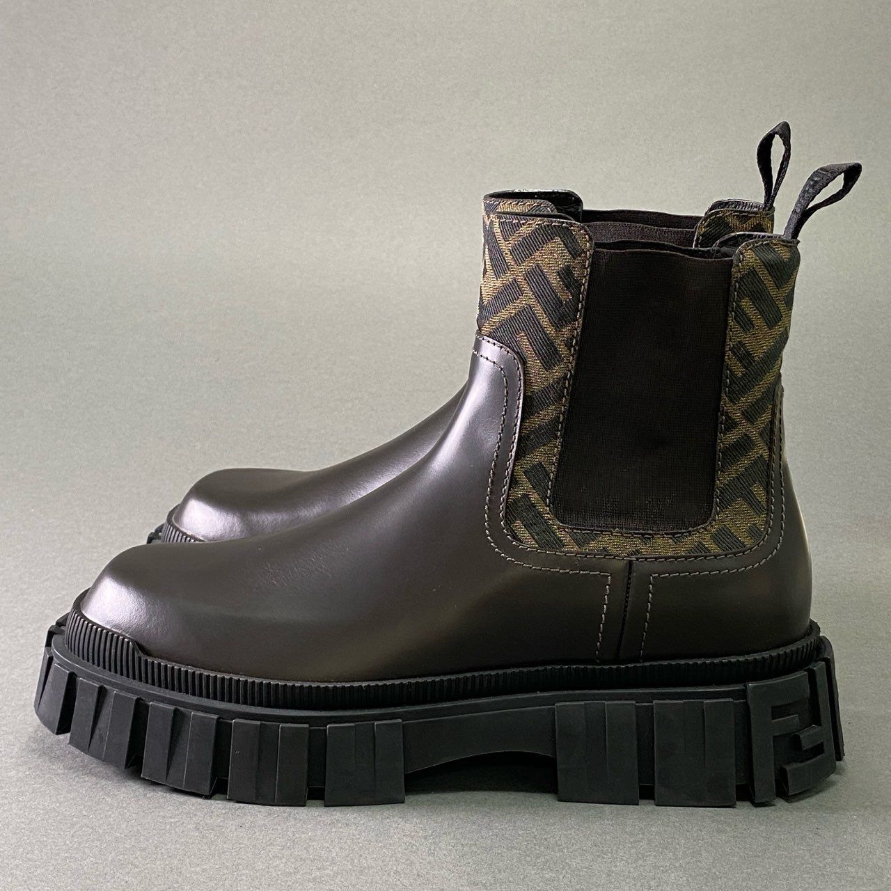 フェンディ FENDI ロココ ブーツ ショートブーツ 靴 シューズ ズッカ