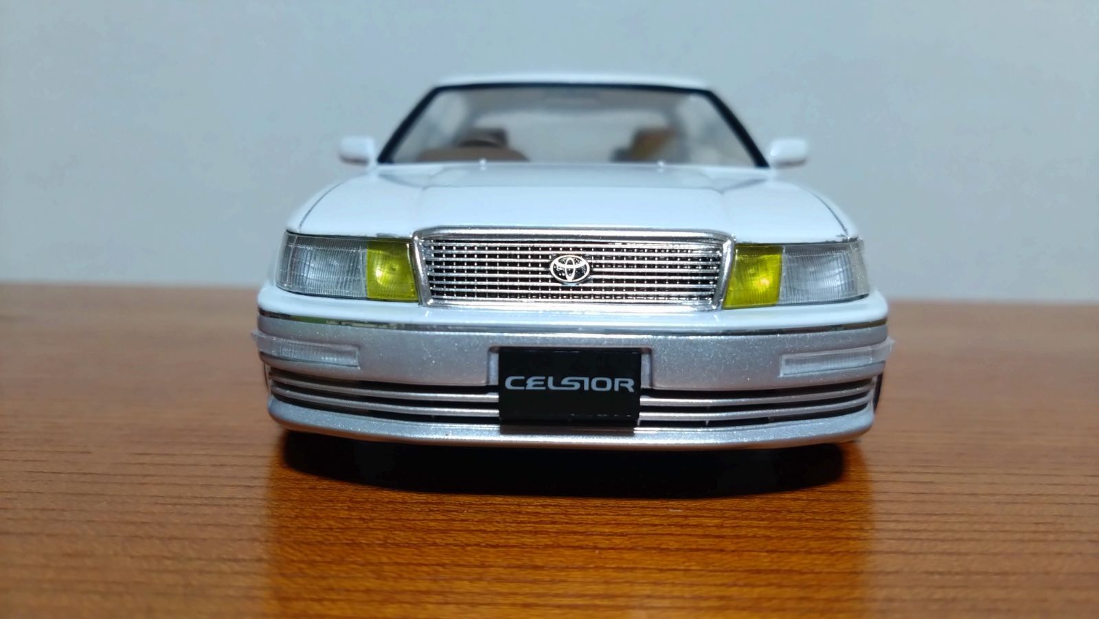 1/24 トヨタ セルシオ アオシマ プラモデル完成品 アオシマ 1/24 プラモデル セルシオ 20後期 完成品 - メルカリ
