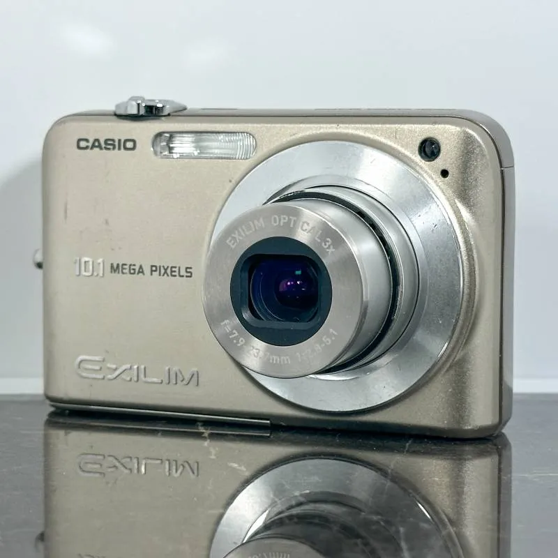 2025年最新】EXILIM ZOOM EX-Z1050の人気アイテム - メルカリ