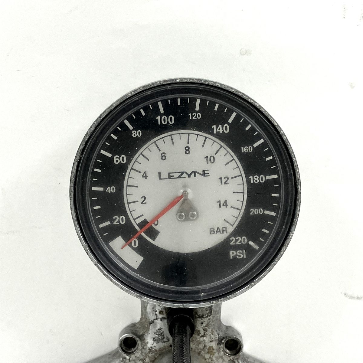 LEZYNE