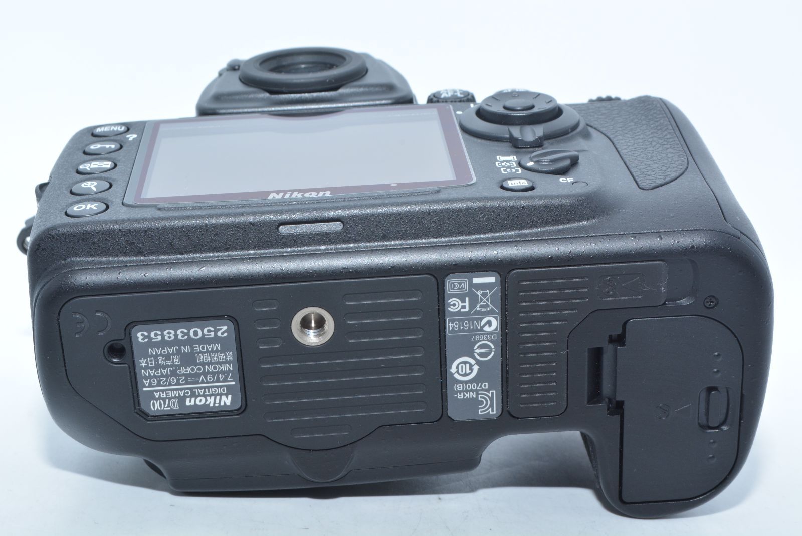 Nikon NIKON D700 ボディ 中古 【バッテリー USB充電器 CFカード 付属