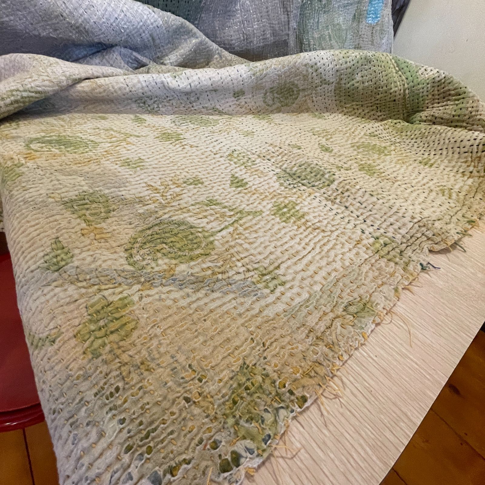 寝具 ラリーキルト インド刺繍 カンタキルト ヴィンテージ ベッドカバー