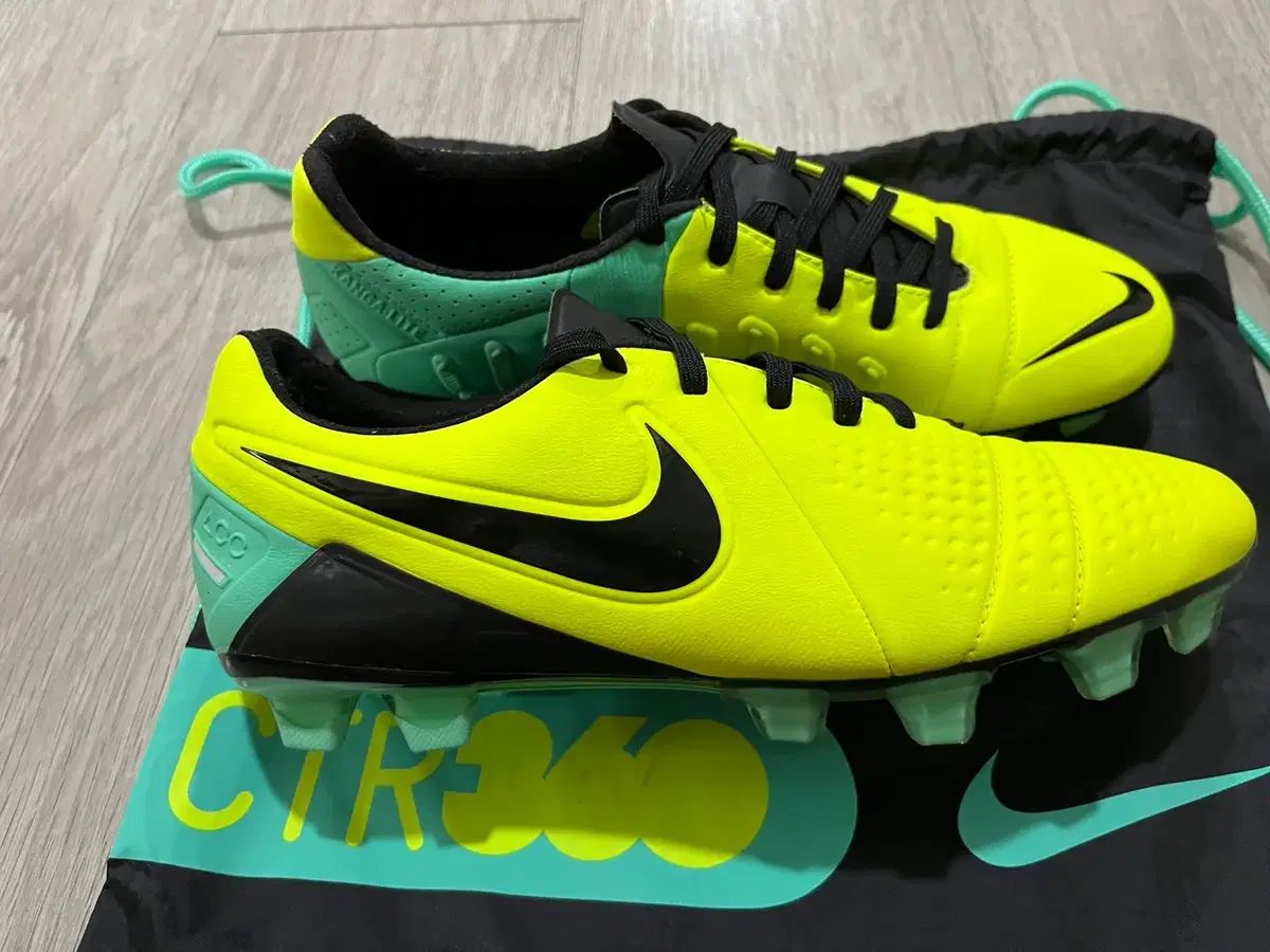 NIKE CTR360 Maestri Ⅲ HG AF サッカースパイクNIKE CTR360