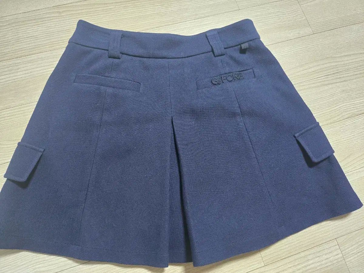 ジッパースカート