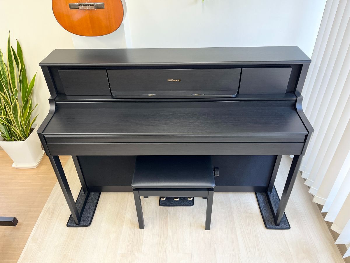 中古電子ピアノ専門店】 ローランド LX705-GPKR KURO(黒 木調