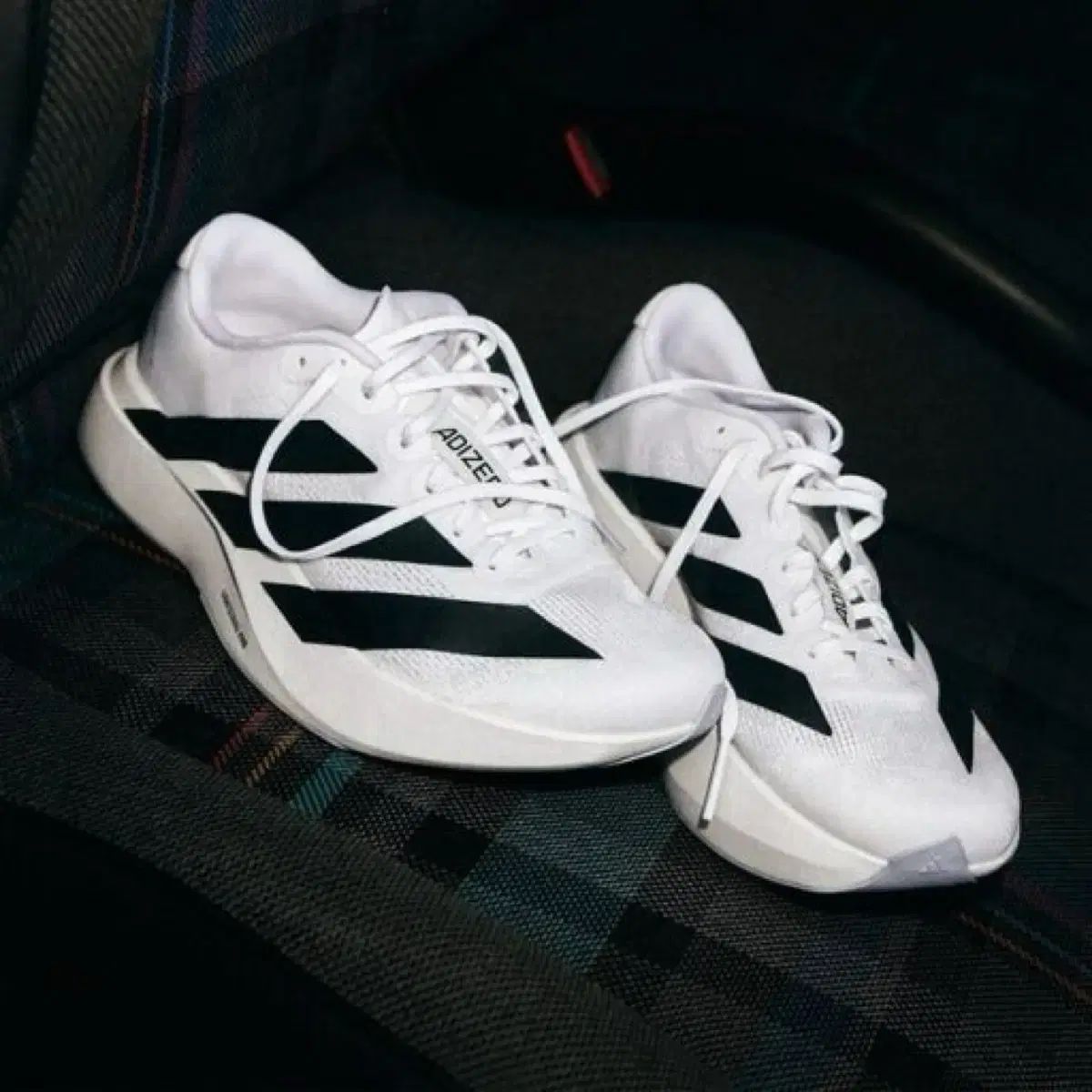adidas アディダス